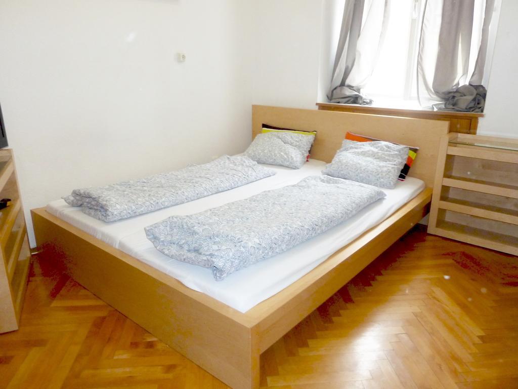 Apartment Jakominiplatz Graz Quarto foto