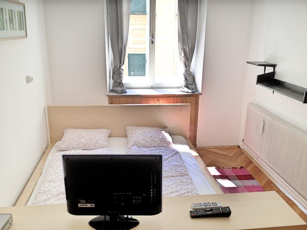 Apartment Jakominiplatz Graz Quarto foto